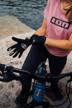 Load image into Gallery viewer, ION Gloves Seek AMP 2021