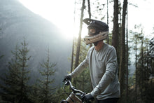 Charger l'image dans la galerie, Casque VTT Fullface Scrub Amp