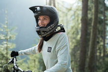 Charger l'image dans la galerie, Casque VTT Fullface Scrub Amp