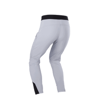 Charger l'image dans la galerie, ION IOB-Bike Pants Ionic LT women 2026