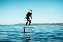 Lade das Bild in den Galerie-Viewer, action_shot