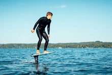 Lade das Bild in den Galerie-Viewer, action_shot