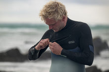 Lade das Bild in den Galerie-Viewer, action_shot