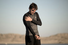 Load image into Gallery viewer, action_shot