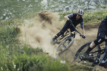 Lade das Bild in den Galerie-Viewer, MTB Jersey Scrub Amp Kurzarm BAT Herren