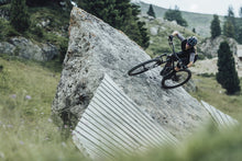 Charger l'image dans la galerie, Maillot VTT Scrub Amp manches courtes BAT femmes