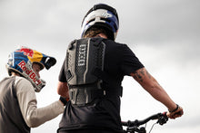 Charger l'image dans la galerie, action_shot