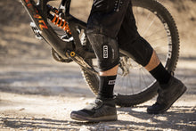 Carica l'immagine nel visualizzatore di Gallery, Ginocchiere MTB K-Pact Amp HD Unisex