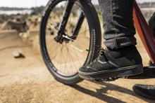 Load image into Gallery viewer, ION MTB Flat Pedal Shoes Seek Amp 2024