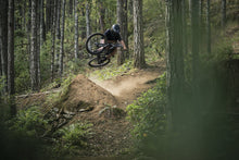Charger l'image dans la galerie, Pantalon VTT Tech Logo Hommes