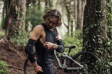 Load image into Gallery viewer, ION MTB Protection Vest Scrub Amp 2022