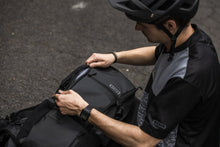 Lade das Bild in den Galerie-Viewer, MTB Rucksack Scrub 14