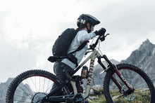 Load image into Gallery viewer, ION MTB Backpack Villain 8 2024