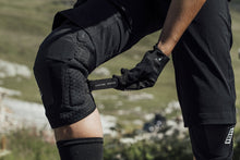 Carica l'immagine nel visualizzatore di Gallery, Ginocchiere MTB K-Lite Zip