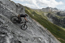 Charger l'image dans la galerie, Maillot à manches courtes de VTT Scrub Amp Homme