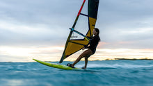 Lade das Bild in den Galerie-Viewer, action_shot