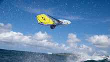 Lade das Bild in den Galerie-Viewer, action_shot
