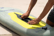 Carica l'immagine nel visualizzatore di Gallery, action_shot
