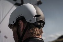 Carica l'immagine nel visualizzatore di Gallery, action_shot