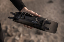 Lade das Bild in den Galerie-Viewer, action_shot