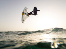 Carica l'immagine nel visualizzatore di Gallery, action_shot