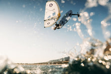 Load image into Gallery viewer, action_shot