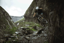 Carica l'immagine nel visualizzatore di Gallery, Ginocchiere MTB K-Pact