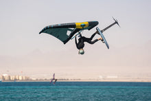 Lade das Bild in den Galerie-Viewer, action_shot