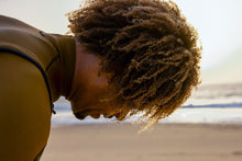 Lade das Bild in den Galerie-Viewer, action_shot