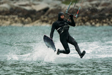 Carica l'immagine nel visualizzatore di Gallery, action_shot