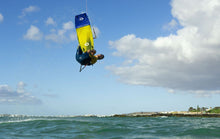 Carica l'immagine nel visualizzatore di Gallery, action_shot