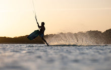 Carica l'immagine nel visualizzatore di Gallery, action_shot