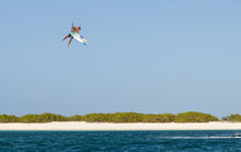 Carica l'immagine nel visualizzatore di Gallery, action_shot