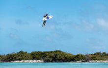 Lade das Bild in den Galerie-Viewer, action_shot