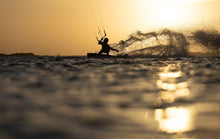 Carica l'immagine nel visualizzatore di Gallery, action_shot