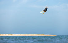 Carica l'immagine nel visualizzatore di Gallery, action_shot