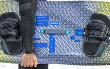 Carica l'immagine nel visualizzatore di Gallery, action_shot