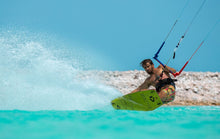 Carica l'immagine nel visualizzatore di Gallery, action_shot