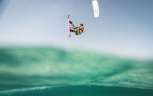 Carica l'immagine nel visualizzatore di Gallery, action_shot