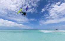 Carica l'immagine nel visualizzatore di Gallery, action_shot