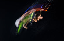 Carica l'immagine nel visualizzatore di Gallery, action_shot