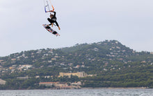 Carica l'immagine nel visualizzatore di Gallery, action_shot