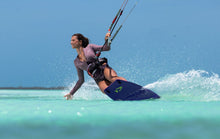 Carica l'immagine nel visualizzatore di Gallery, action_shot