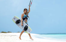 Carica l'immagine nel visualizzatore di Gallery, action_shot