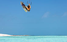 Lade das Bild in den Galerie-Viewer, action_shot