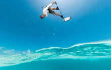 Carica l'immagine nel visualizzatore di Gallery, action_shot