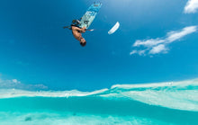 Carica l'immagine nel visualizzatore di Gallery, action_shot