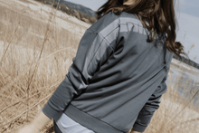Lade das Bild in den Galerie-Viewer, action_shot