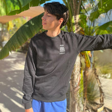 Lade das Bild in den Galerie-Viewer, ION Sweater x DESTINATION men 2025
