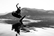 Lade das Bild in den Galerie-Viewer, action_shot